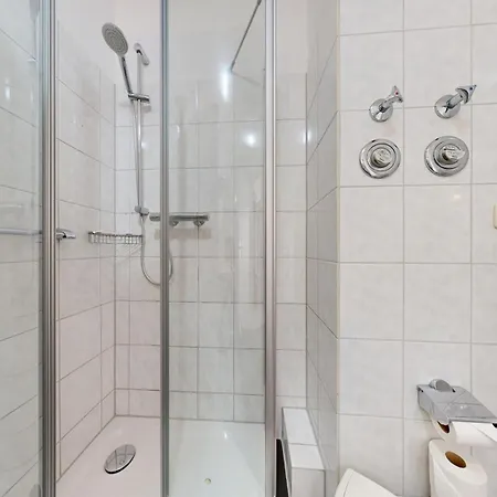 Appartement Appartementhaus Binzer Sterne 10 *